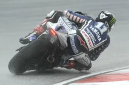 Ben Spies, dopo la caduta soltanto una contusione alla spalla