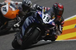 Superbike Valencia Superpole: tris di un incontenibile Ben Spies