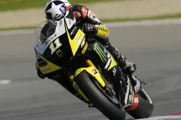 MotoGP: a Ben Spies piace il lavoro da pilota ufficiale