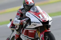 MotoGP: Lorenzo KO, solo Ben Spies ai test di Valencia