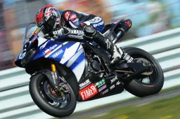 Superbike Assen Gara 1: un Ben Spies mostruoso batte Haga
