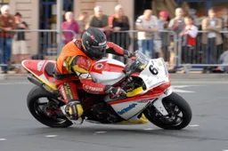 Tourist Trophy: Phase One con Ben Wylie e Carl Rennie
