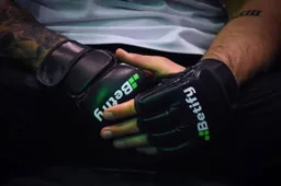 Velocità, Rischio, Ricompensa: Cosa Hanno in Comune i Motociclisti e i Giocatori