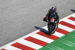 Moto2, Stiria: Martín sanzionato, prima vittoria di Bezzecchi!