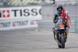 Moto2: Marco Bezzecchi, prezioso 2° posto in una "domenica particolare"