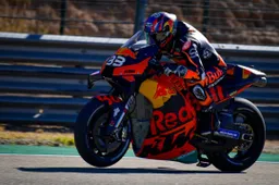 Spy MotoGP: KTM, test sul sistema di assetto variabile in corsa