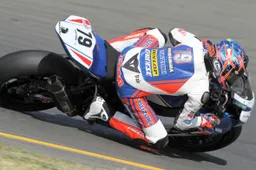 Superbike: Blake Young sostituirà l'infortunato Leon Camier