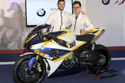 Superbike: BMW Motorrad Italia presenta la nuova moto 2012