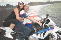 Superbike: Melandri e Haslam alla grande festa BMW