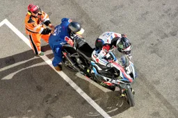 Dietrofront: no al cambio motore in corsa nel Mondiale Endurance