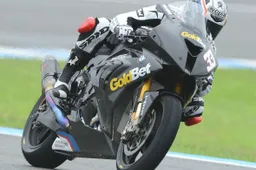 BMW, conclusi i primi test 2013 a Jerez sotto la pioggia