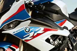 BMW in forma ufficiale al via del Mondiale Endurance FIM EWC!
