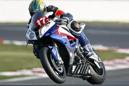 World Endurance: arriva la BMW con un dream team per la S1000RR