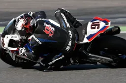 Superbike: doppio lavoro per la BMW nei test di Magny Cours