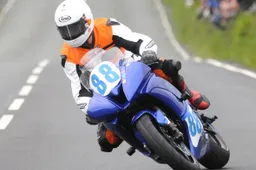 Tourist Trophy: tragedia al TT, Bob Price (65 anni) morto in un incidente