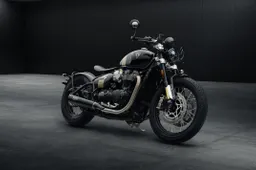 Triumph: Bonneville Bobber TFC massima espressione di stile