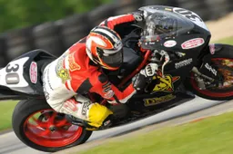 Daytona SportBike: primo successo di Bobby Fong