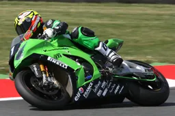 Bol d'Or: Kawasaki SRC porta la nuova ZX-10R sul podio all'esordio