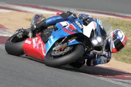 Bol d'Or: Suzuki SERT a terra con Philippe, Kawasaki SRC passa in testa