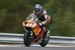 Moto2 KTM rinnova con Ajo e Red Bull, confermati Oliveira e Binder
