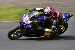 Bradley Ray vince e allunga nel British Superbike
