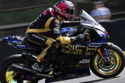 Doppietta di Brad Ray, Haslam a podio nel British Superbike