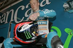 125cc Donington Qualifiche: pole in casa per Bradley Smith