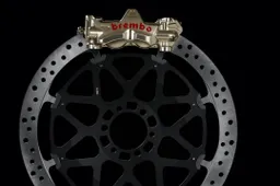 Superbike: Brembo equipaggia 15 moto su 19