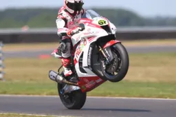 BSB Snetterton Gara 2: ancora una vittoria per Shane Byrne