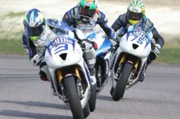 BSB: lo schieramento del British Supersport 2013
