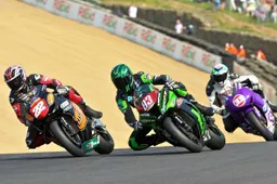 BSB: le novità in griglia 2012 del British Superstock 1000