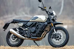 Arriva la Brixton 500 XC perfetta per il fuoristrada