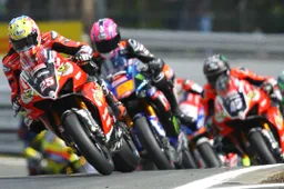 BSB: 3 gare a Donington per riscoprire il tracciato National