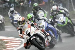BSB: si recupera a Oulton Park la gara di Brands Hatch