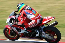 BSB: Buildbase BMW anche nella Superstock 1000