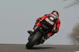 BSB: HM Plant Honda risolve i problemi a Cadwell Park