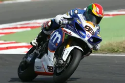 BSB: Dan Linfoot firma per il 2011 con il team SMT Honda