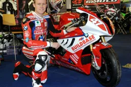 BSB: presentata la BMW del team Buildbase con John Laverty