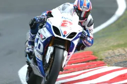 BSB Oulton Park Gara 3: che vittoria per Joshua Brookes!