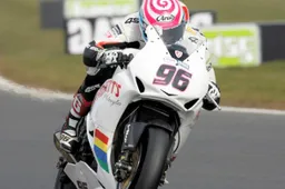 BSB: per Thruxton Rutter e Smrz OK, Dan Linfoot KO