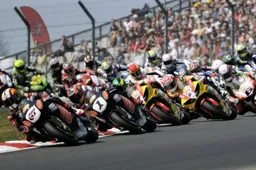 BSB: gran finale a Brands Hatch, in cinque per il titolo 2011