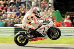 BSB Cadwell Park Qualifiche: Alex Lowes torna in pole