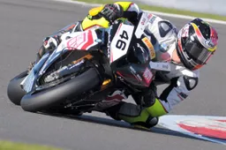 BSB Silverstone Gara 1: prima vittoria per Alex Lowes