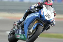 BSB Assen Gara 2: Alex Lowes vince tra le polemiche