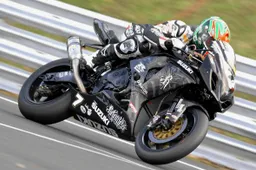 BSB: Worx nuovo sponsor Relentless Suzuki per il 2011
