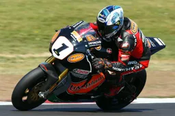 BSB Brands Hatch Prove Libere 2: Kiyonari passa in testa