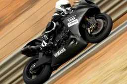 BSB: conclusi i Test a Cartagena, le Yamaha R1 volano