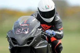 BSB: shakedown a Kirkistown per Tyco Suzuki by TAS
