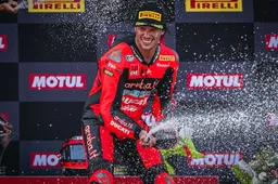 Supersport Francia: Bulega mani sul Mondiale, Dalla Porta ci prende gusto
