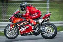 Superbike Test Portimao: Bulega il terribile, c'è lui al comando il giorno 1